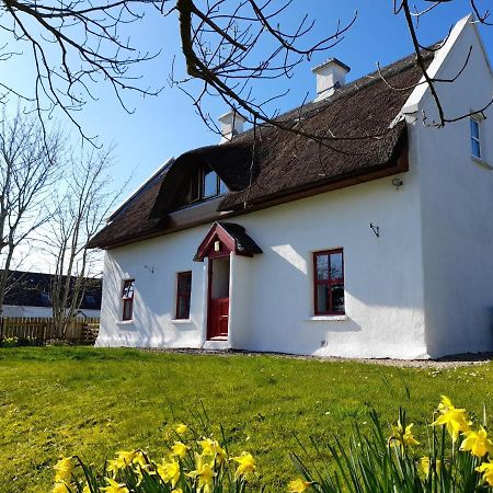 Donegal Thatched Cottage Loughanure Exterior photo