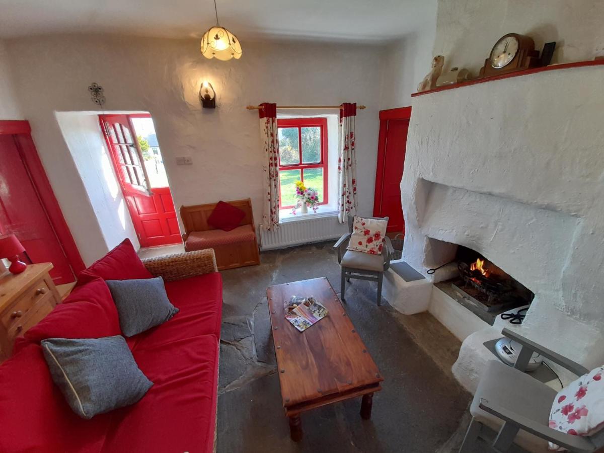 Donegal Thatched Cottage Loughanure Exterior photo